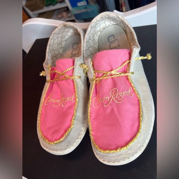 Pink Crown Royal Hey Dudes Size 10 womens - Picture 1 of 4